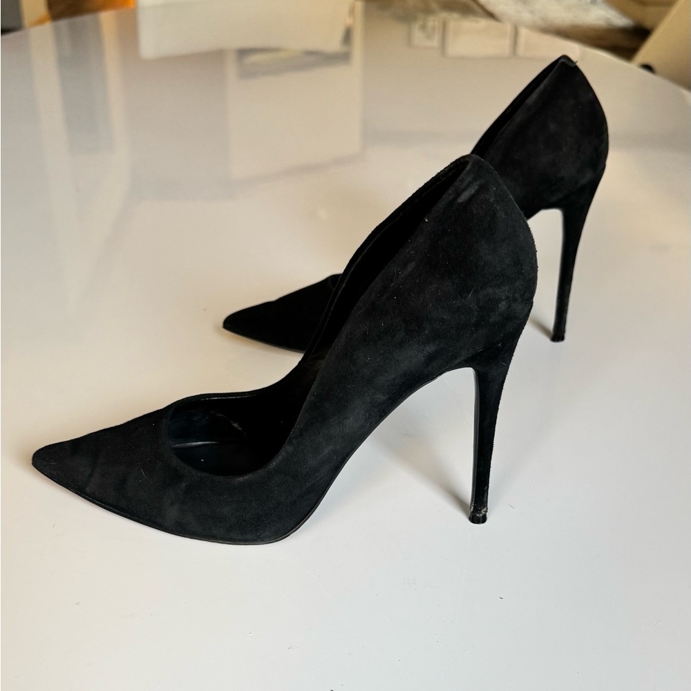 Steve Madden Black Suede Heels